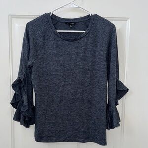 Banana Republic Gray Ruffled 3/4 Sleeve Blouse